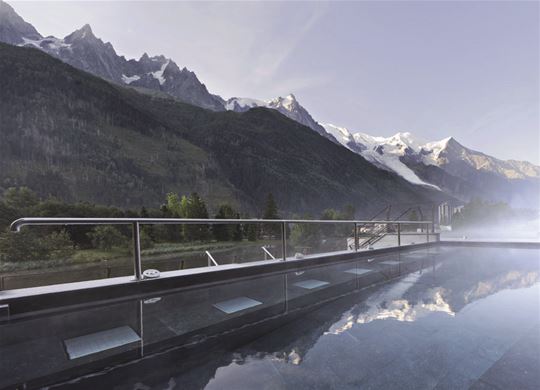 Chamonix Mont Blanc. ACQUA. TERRA. ARIA
